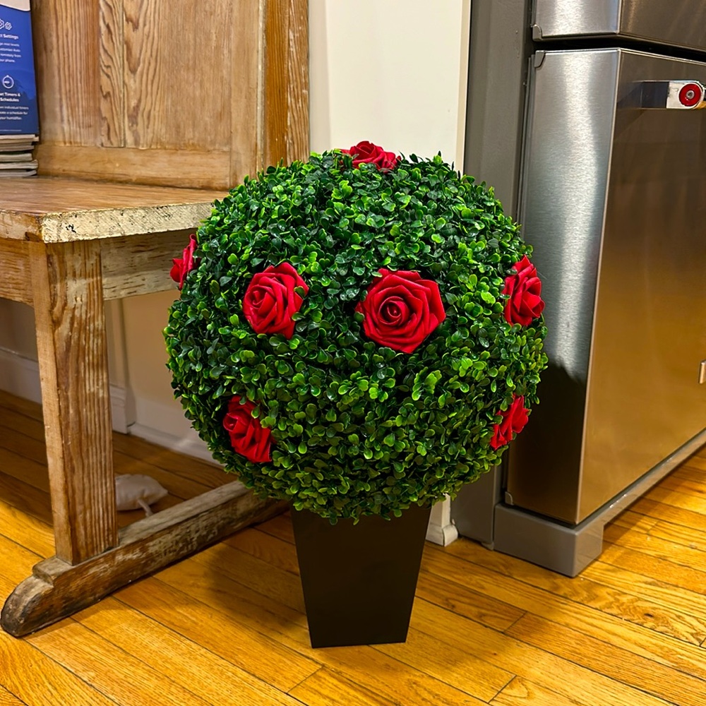 Faux Boxwood Red Rose Topiary